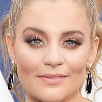 Lauren Alaina Alaston