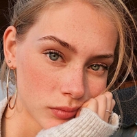 Lauren De Graaf Alaston