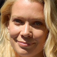 Laurie Holden Alaston