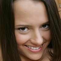 Lina Private Alaston