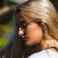 lindseyblakr Alaston