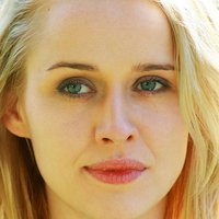 Lisa Henni Alaston