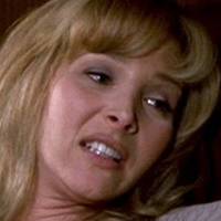 Lisa Kudrow Alaston