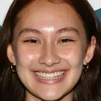 Lola Tung Alaston