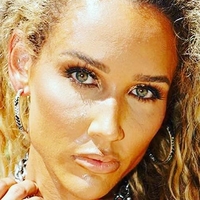 Lolo Jones Alaston