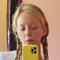 lolynebel Alaston