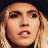 Lulu Brud Alaston
