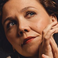 Maggie Gyllenhaal Alaston