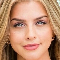 Marina Laswick Alaston