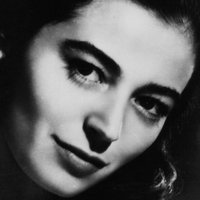 Marisa Pavan Alaston