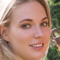 Maxine Alaston