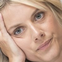 Mélanie Laurent Alaston