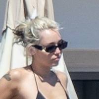 Miley Cyrus Alaston