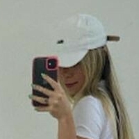 Naelly Flores Alaston