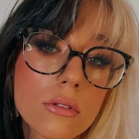 nakedella Alaston