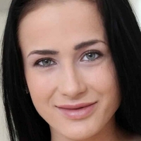 Nicolelove Alaston