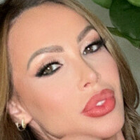 nikkibenz Alaston