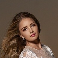 Nikola Dolezelova Alaston