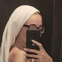 Niushkita Alaston
