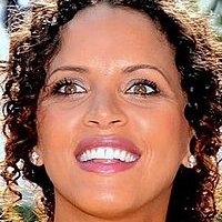Noémie Lenoir Alaston