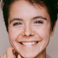 Paloma Kwiatkowski Alaston