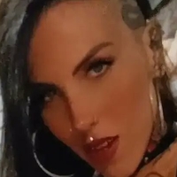 Pedra Parker Alaston