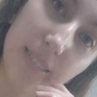 Piekna Kamila Alaston