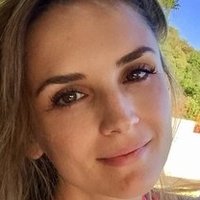 Rachael Leigh Cook Alaston