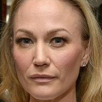 Sarah Wynter Alaston