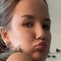 sjsjeuejdb Alaston