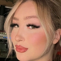 Stacked Blonde Alaston