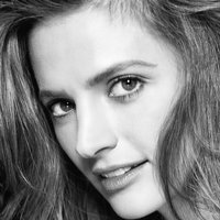Stana Katic Alaston