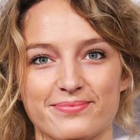 Stéphanie Crayencour Alaston