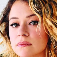 Tatiana Maslany Alaston