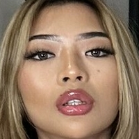 Trans Ladyboy Lily Alaston