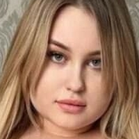 valentina_reina Alaston