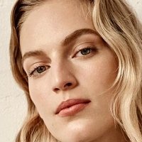 Vanessa Axente Alaston