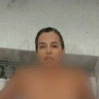 Vida Guerra Alaston