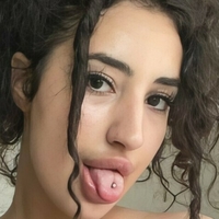 viky_white Alaston