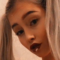 xholakys Alaston