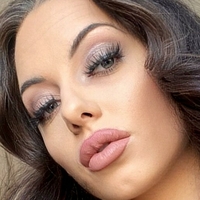 XOXOhann Alaston
