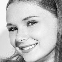 Yana Novikova Alaston
