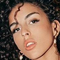 Zoe Bayona Alaston