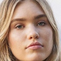 Zoe Cross Alaston